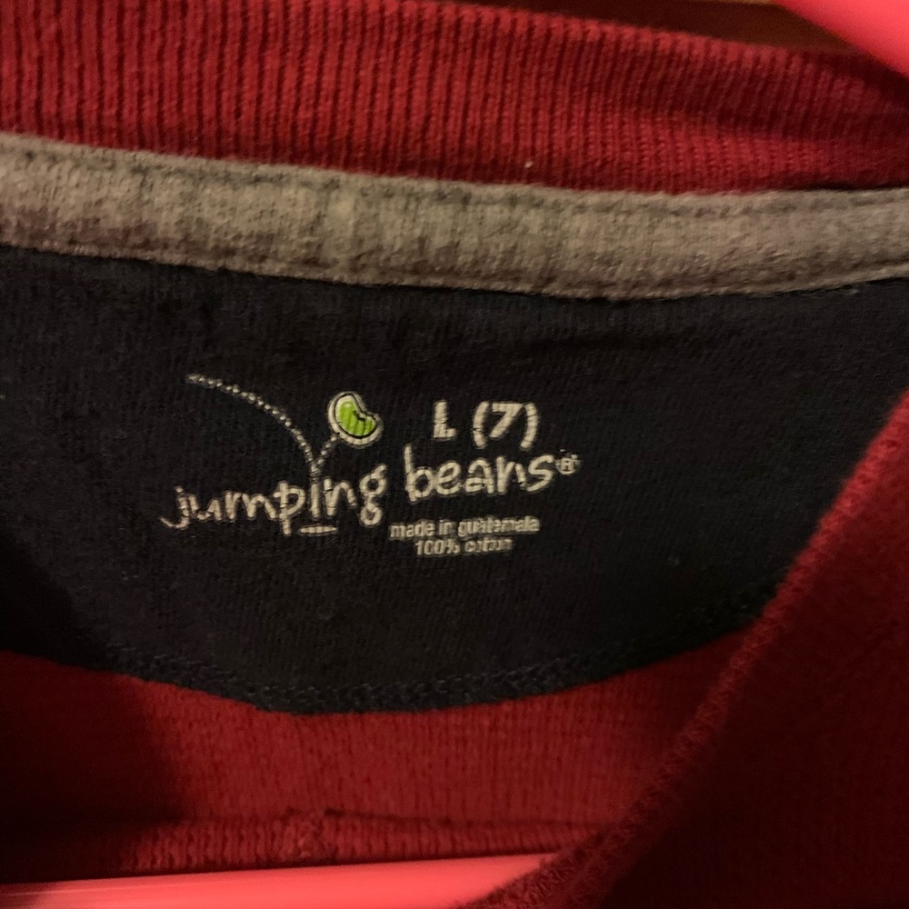 Boys size 7 long sleeve shirt.  Jumping beans brand